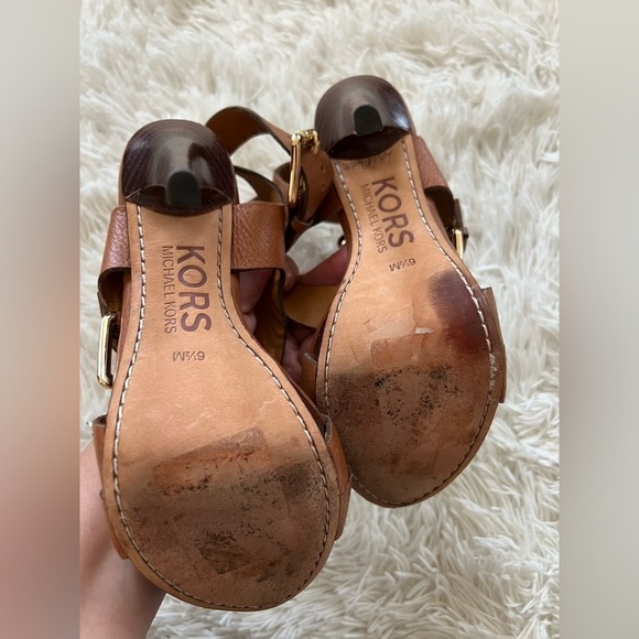 Michael Kors Paris Double Buckle - size 6.5 - Picture 5 of 10